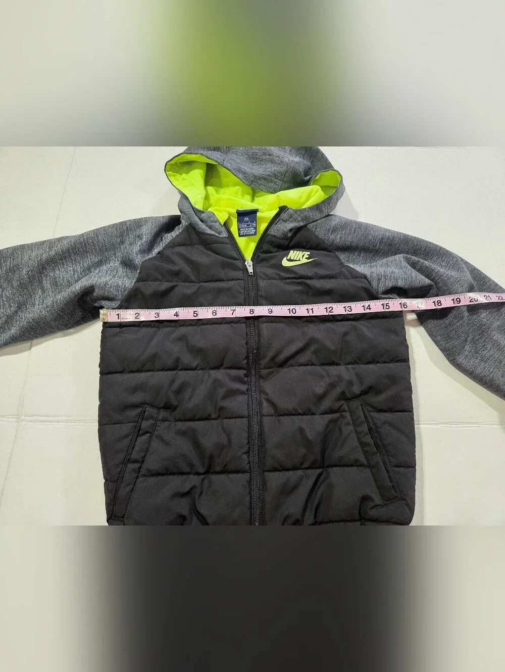 Nike Boys' Black & Neon Green Hooded Puffer Jacket